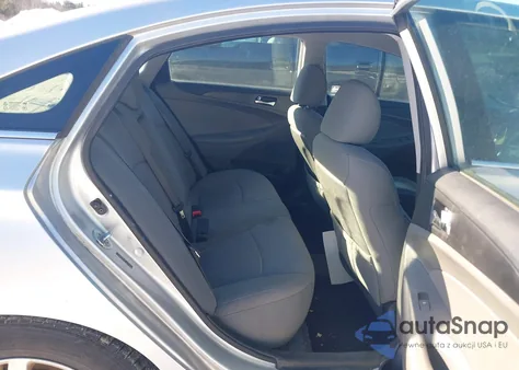 2013 Hyundai Sonata Gls z USA, uszkodzony, nr VIN 5NPEB4AC3DH633746